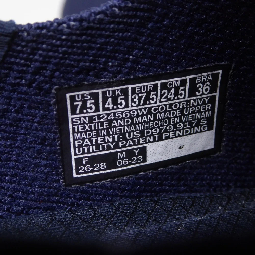 Skechers Womens  Go Walk 6-Fabulous View Slip-Ins Navy Blue Sneakers 7.5